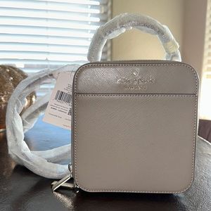 Kate Spade || Daisy Vanity Crossbody Thunder Cloud Brown